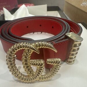 Gucci GG Torchon Belt Hibiscus Red 95